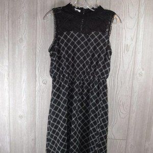 Maurices Sleeveless Black and White Dress Medium M